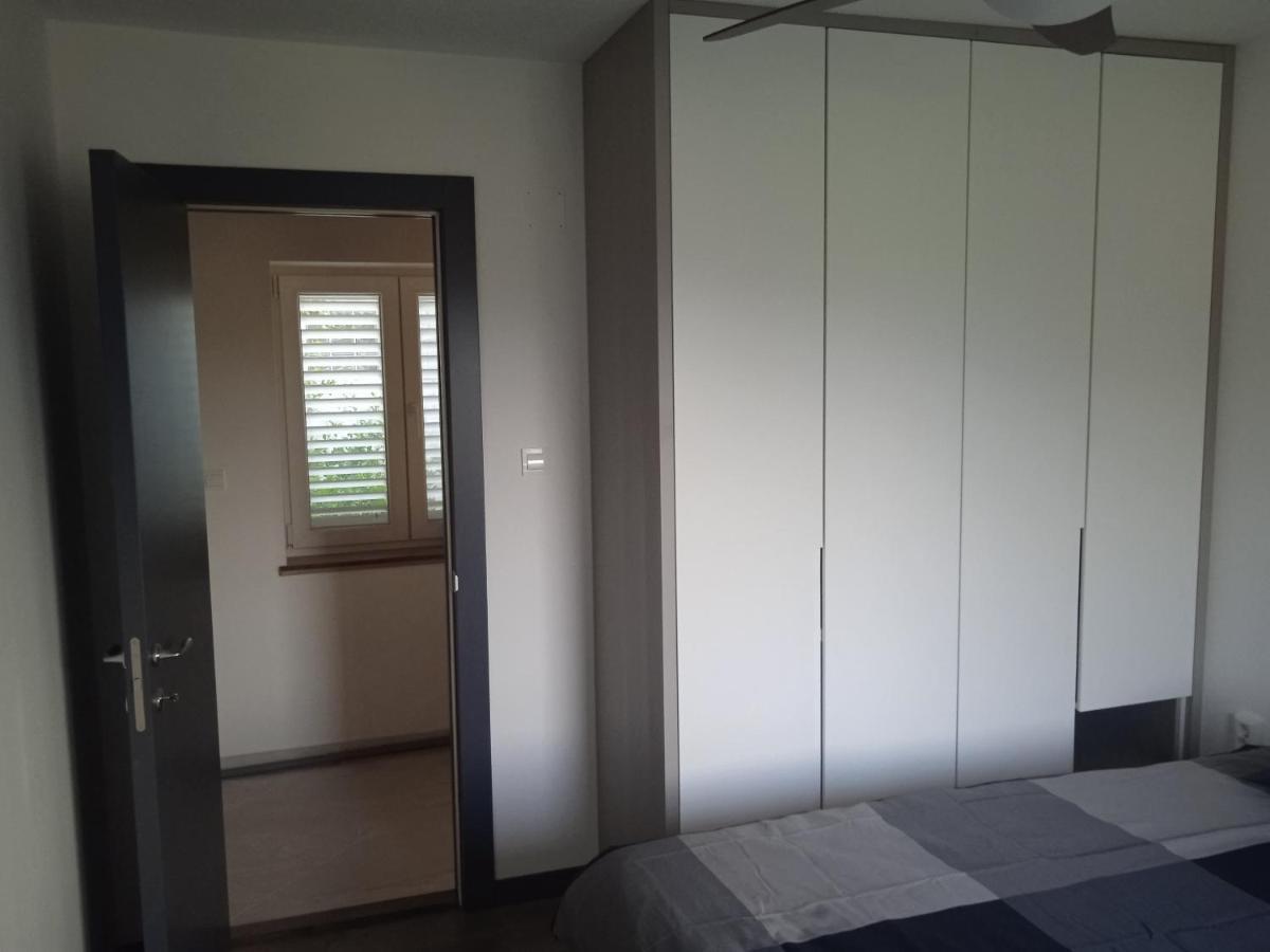 Anton Apartamento Povlja  Exterior foto